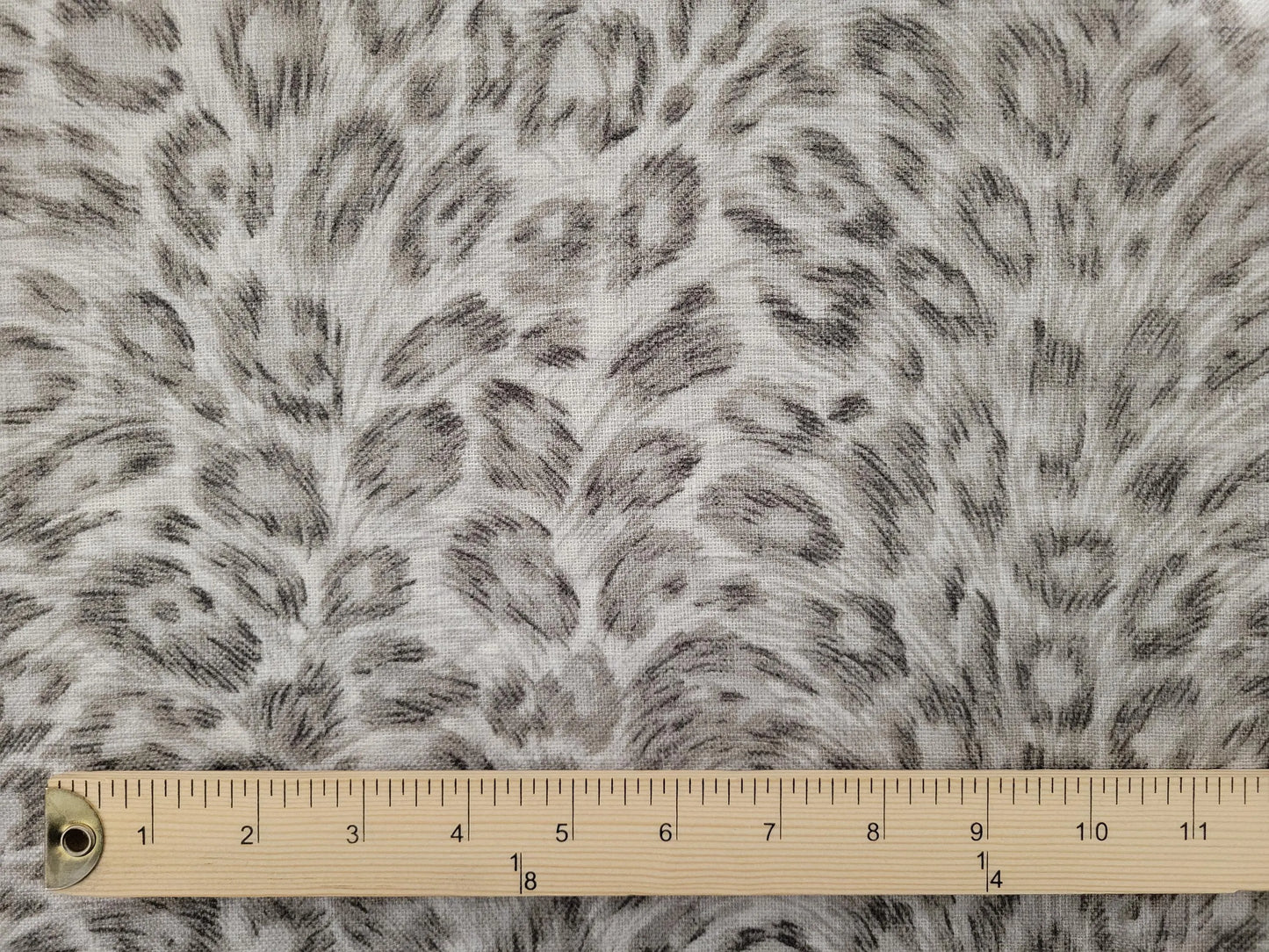 Gray Leopard Print