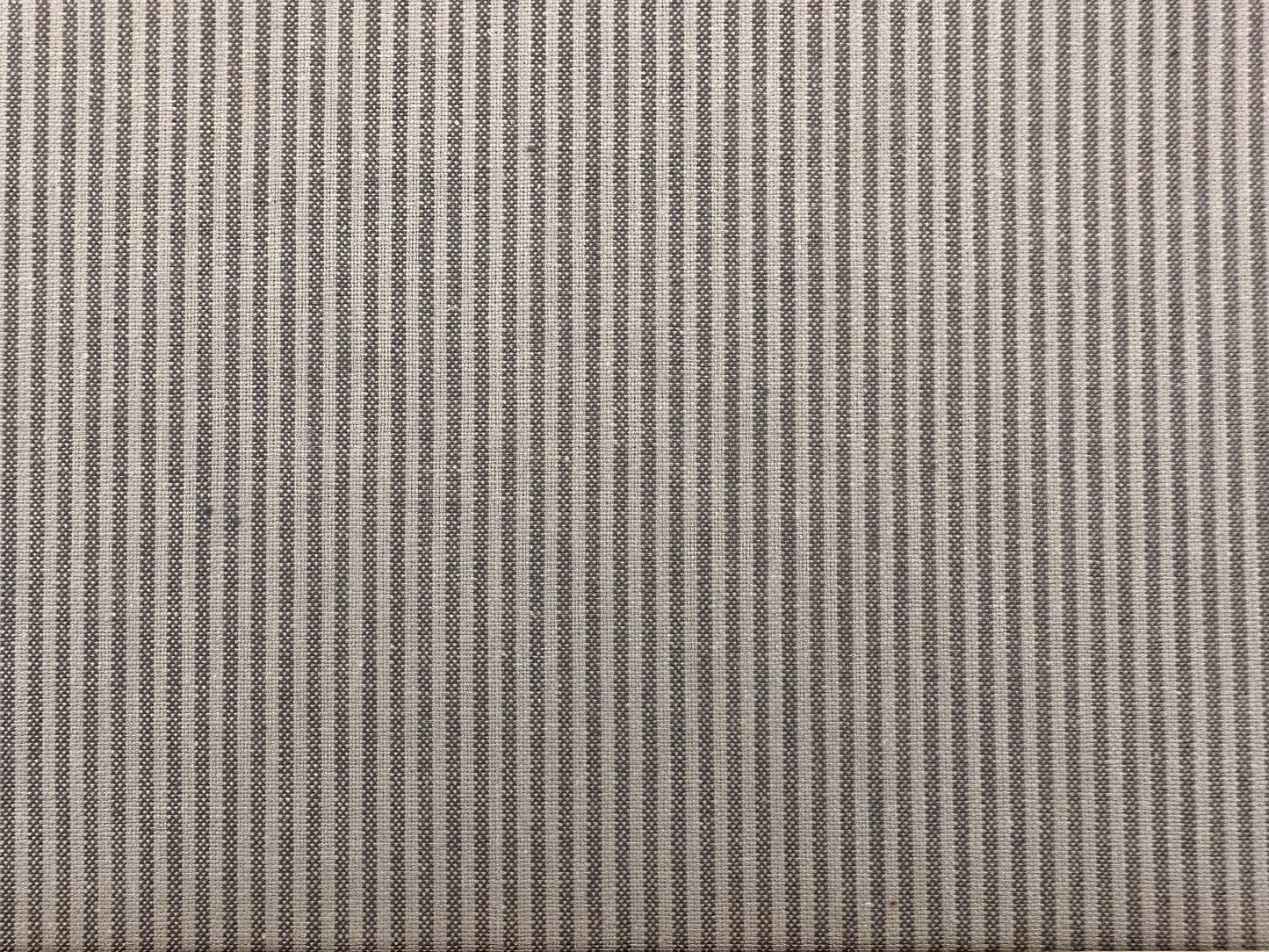 Hairline Stripe Gray